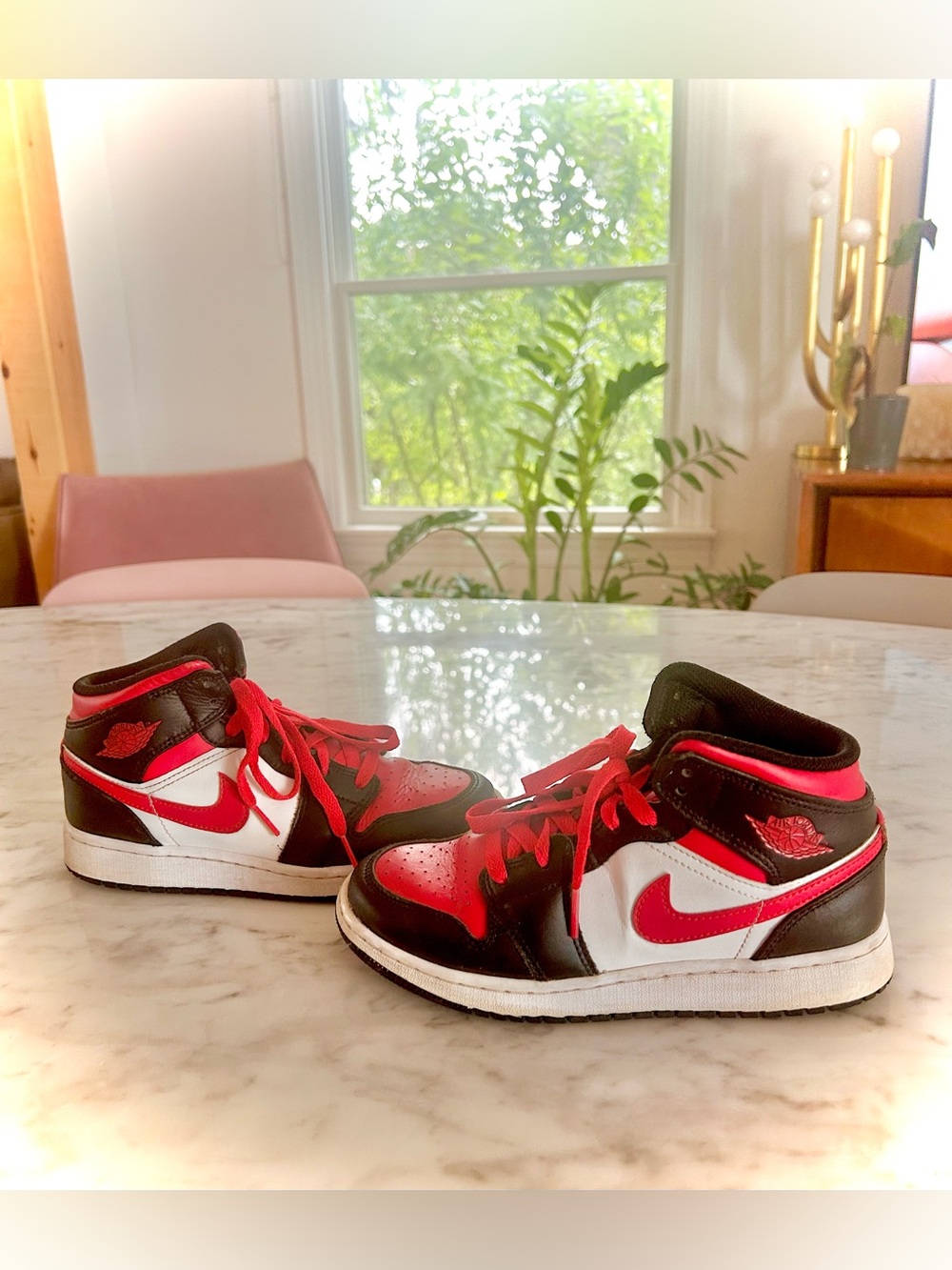 Air Jordan 1, Red Toe, youth/boys size 4
